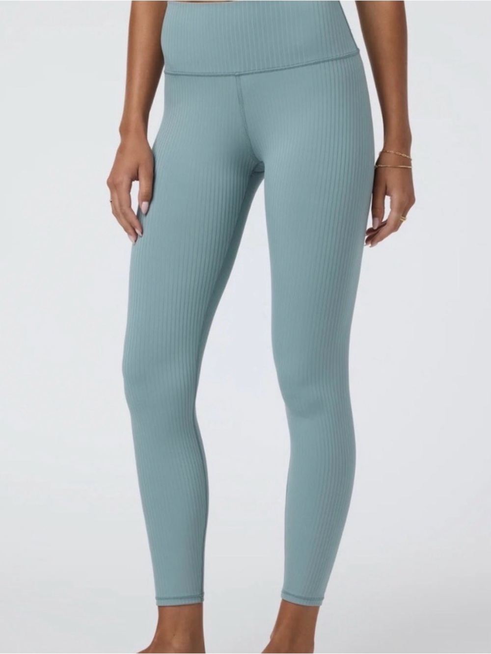 Vuori Inversion Ribbed Leggings (XS) and Tank (S) Set — Mist - Picture 5 of 9